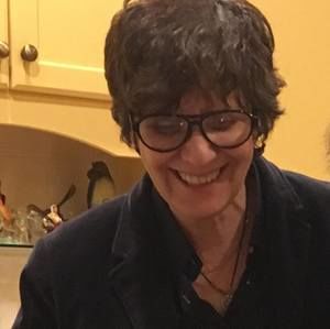 Meet your Posher, Lourdes